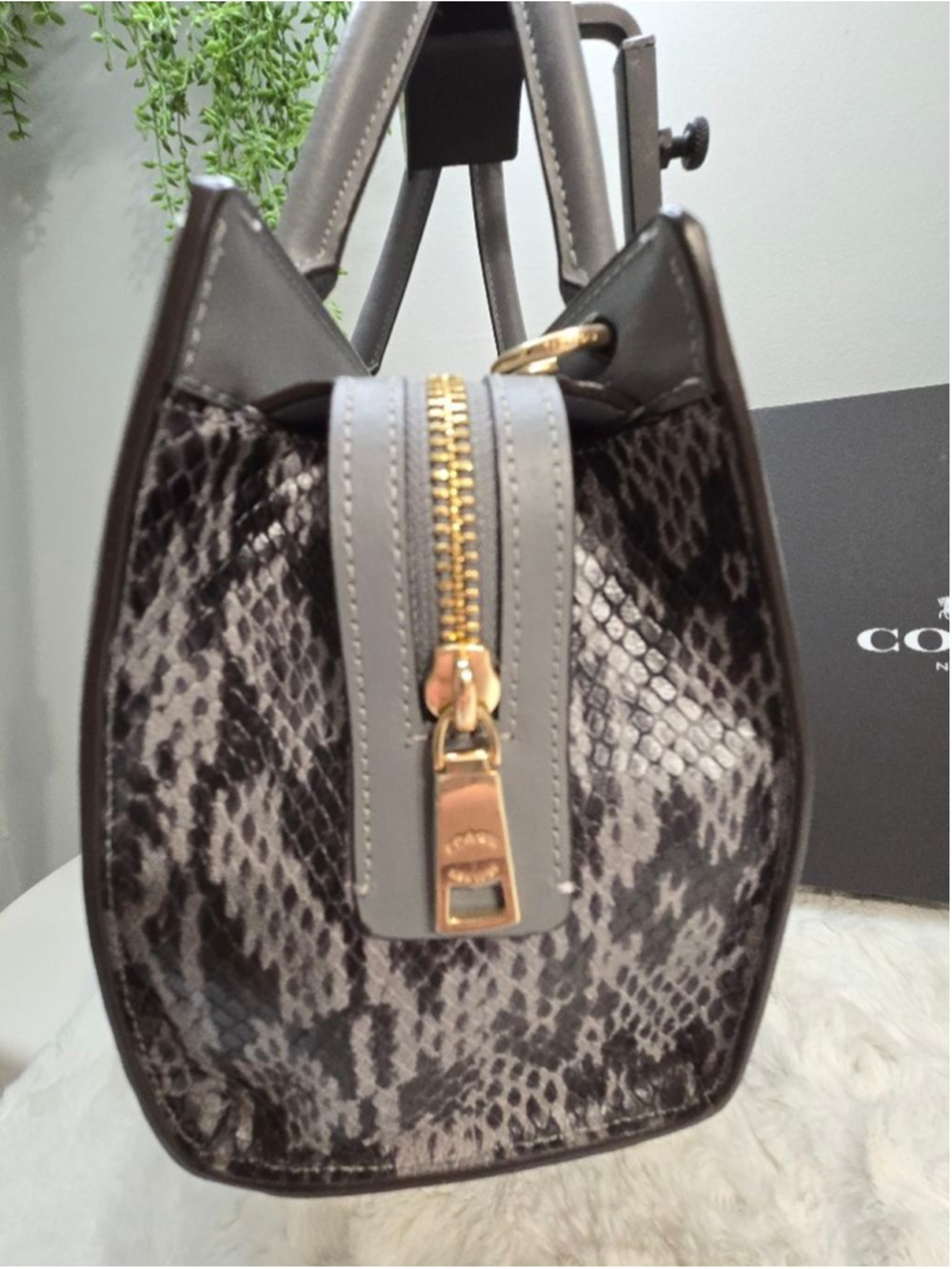 NWOT Coach Grace Carryall in Gold/Granite - Picture 6 of 16
